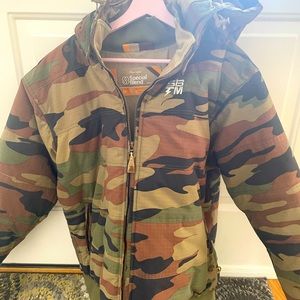 Men’s Special Blend Snowboarding Jacket. Size Small. Like new!!!